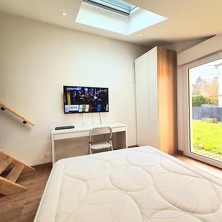 Chambre Paisible Chez L'Habitant En Rez De Chaussee Avec Salle D'Eau 10 Min Gare Et Centre Ville Évreux Exterior foto
